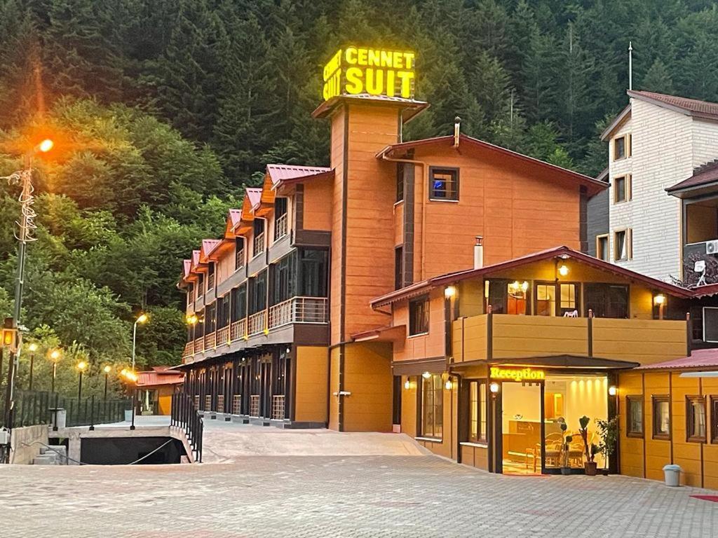 Cennet Suit Otel Uzungöl Eksteriør billede