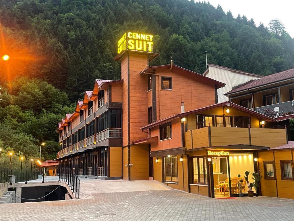 Cennet Suit Otel Uzungöl Eksteriør billede